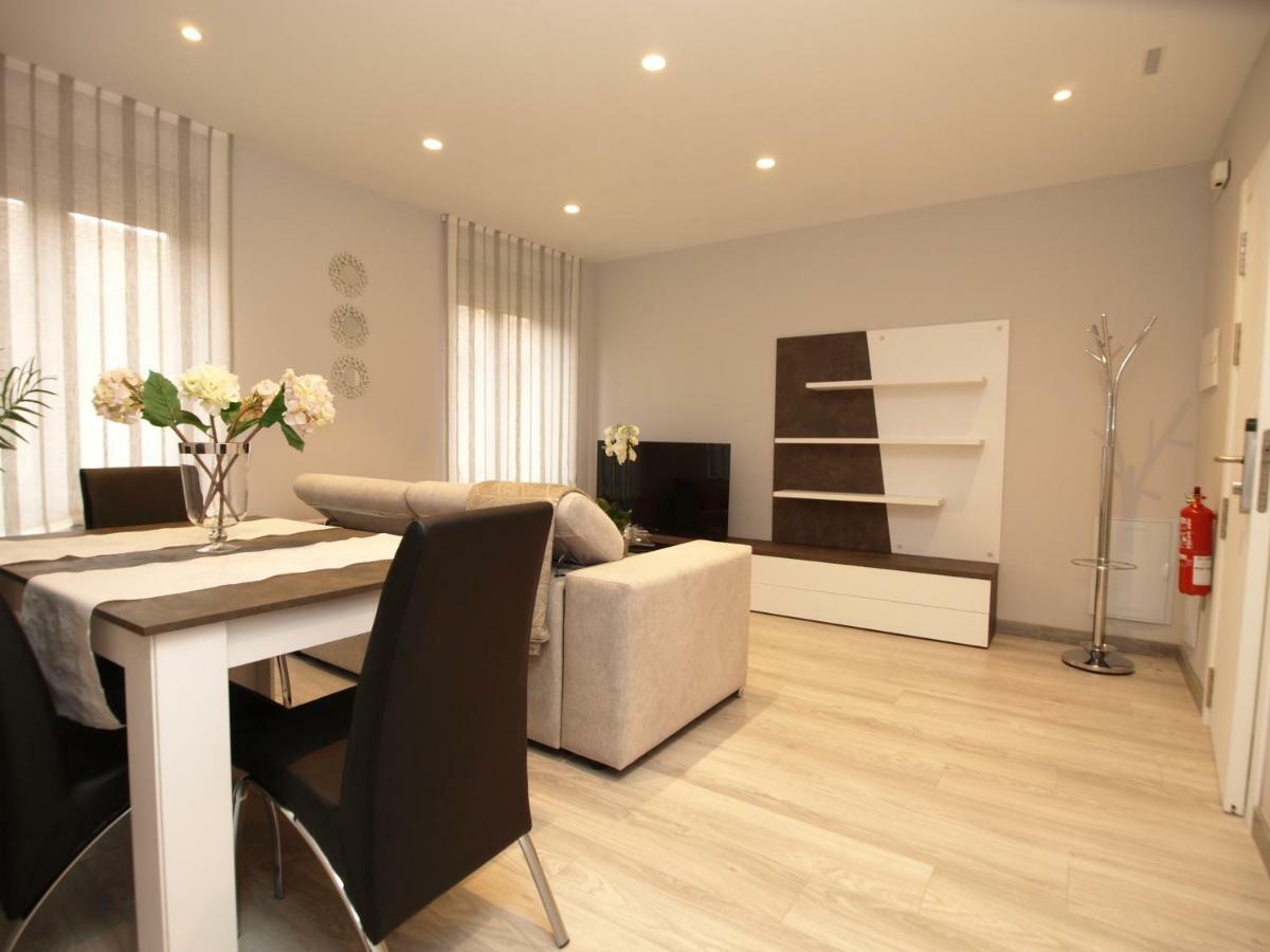 Apartamentos M.Bell León Eksteriør bilde