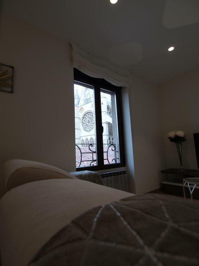 Apartamentos M.Bell León Eksteriør bilde